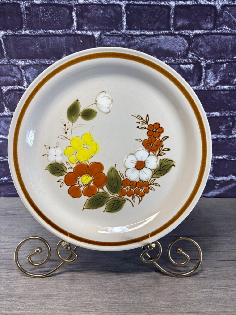 Vintage Trellis Blossom Dinner Plates
